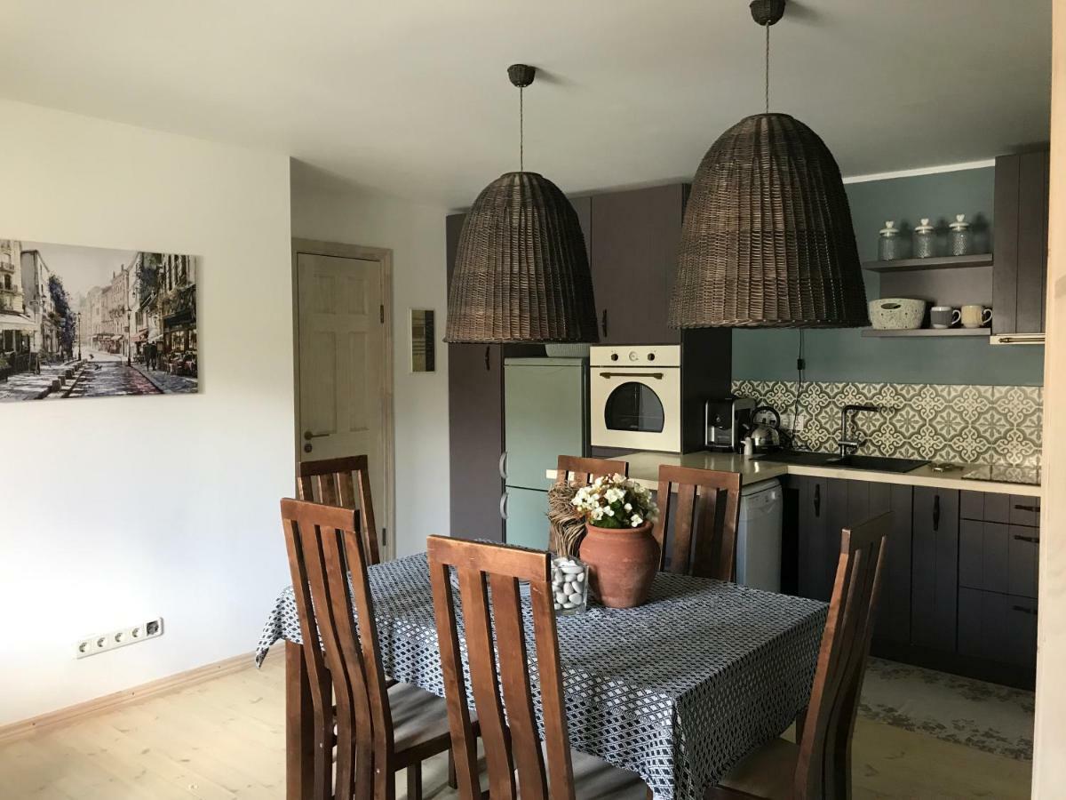 Apartment Near By Sea Jūrkalne Екстериор снимка