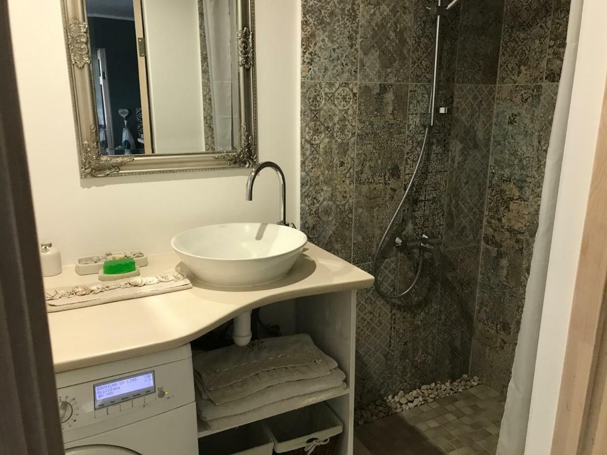 Apartment Near By Sea Jūrkalne Екстериор снимка