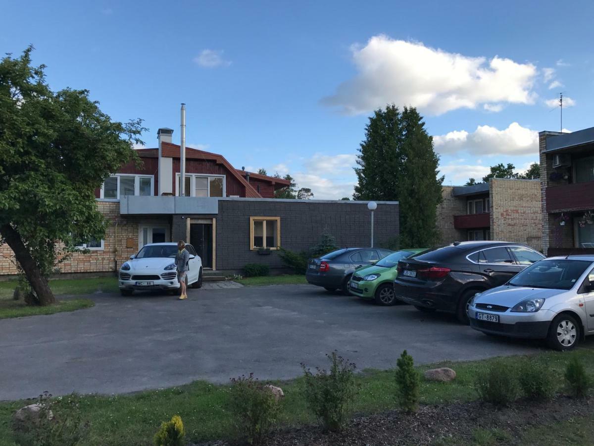 Apartment Near By Sea Jūrkalne Екстериор снимка